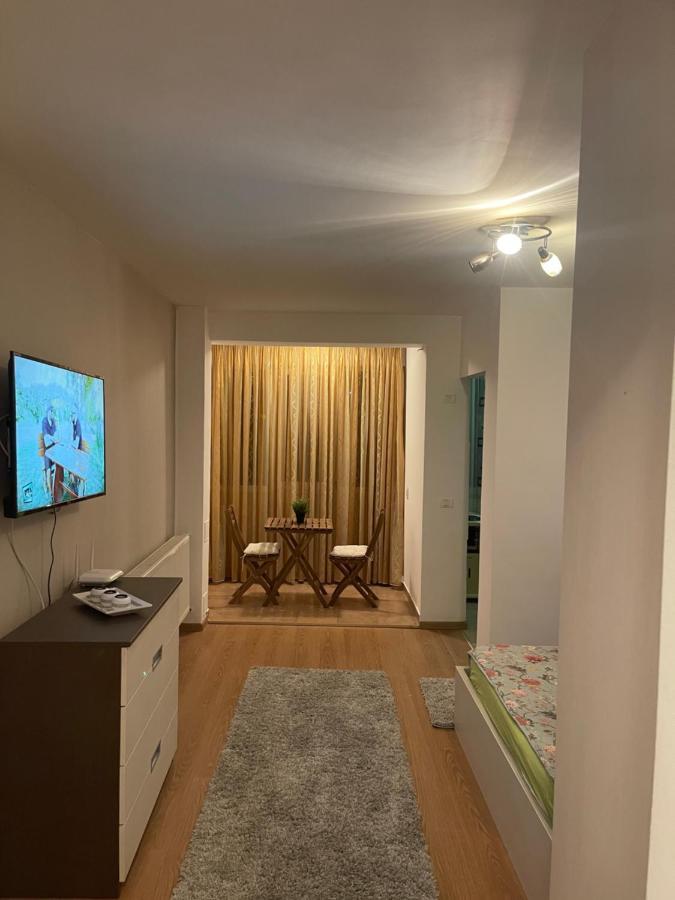 Garsoniera Single 19 * Bucureşti